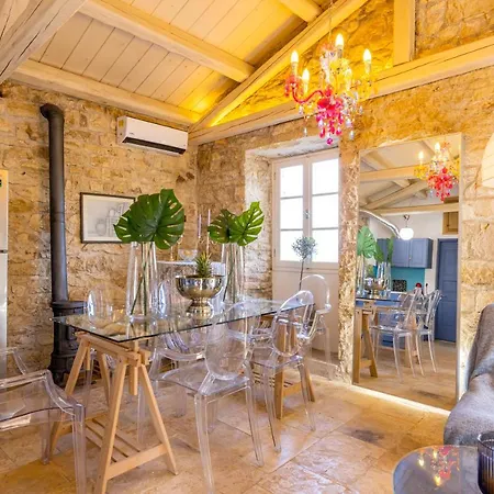 Entire Filitsa's Stonehouse In Paxos With Pool Feriehus *