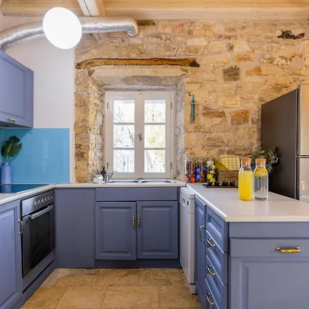 Entire Filitsa's Stonehouse In Paxos With Pool Gaios