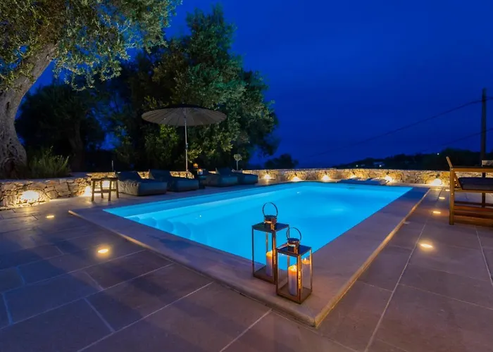 Entire Filitsa's Stonehouse In Paxos With Pool Hébergement de vacances Gaios