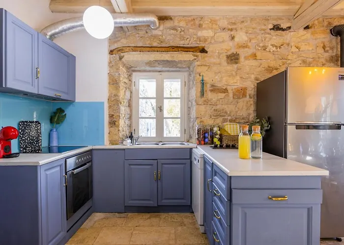 Entire Filitsa's Stonehouse In Paxos With Pool Gaios